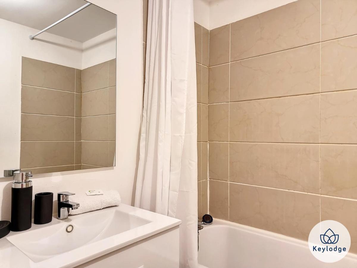 Kheyl Home 2 Etoiles - T3 De 47 M2 A Saint-Denis Kültér fotó